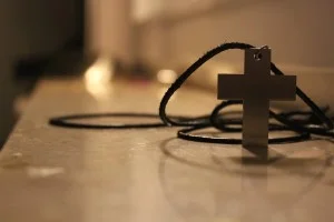 cross-691115_1280