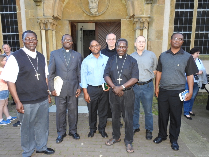 Bischöfe aus Sambia zu Gast im Kloster Marienfeld.